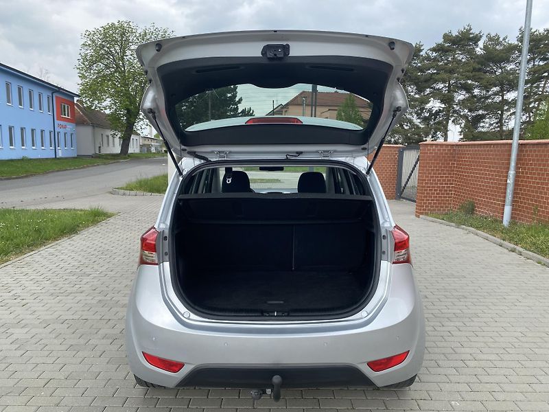 Hyundai ix20 1.6 CRDi, PREMIUM, PANORAMA!! - fotka 40 z 44