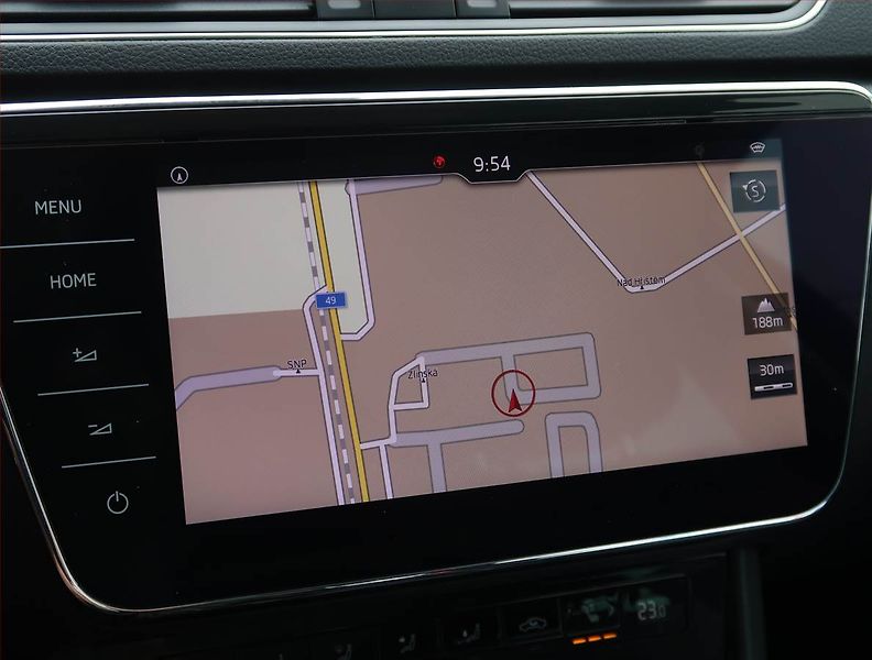 Škoda Superb (2019) Ambition Plus 2.0 TDI, Automat - fotka 20 z 25