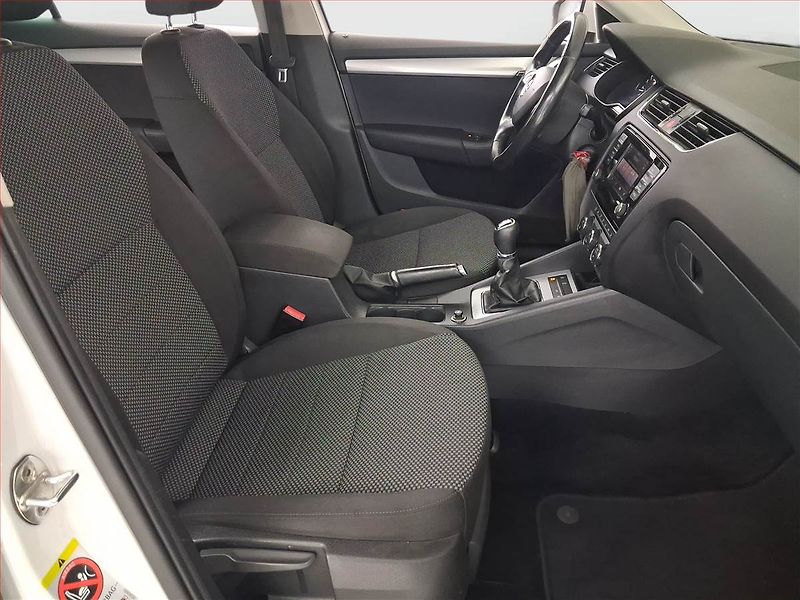 Škoda Octavia (2014) Style 2.0 TDI, Tempomat - fotka 9 z 16