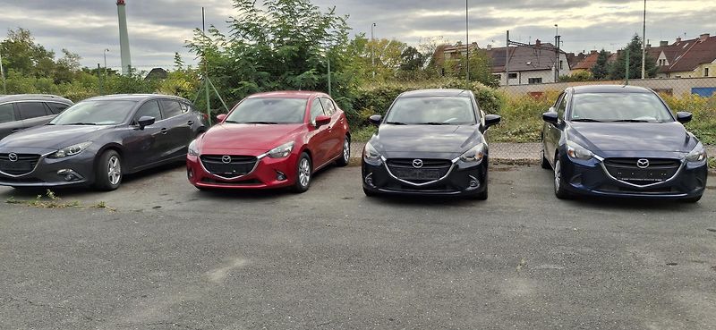 Mazda 2 1.5 sport  66kw  facelit - fotka 36 z 36