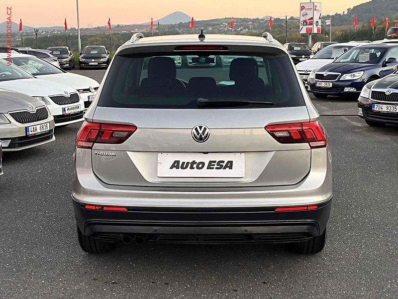 Volkswagen Tiguan (2020) 1.5 TSi, ČR, LED, AC, temp - fotka 5 z 12