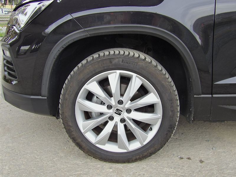 Seat Ateca 1.5TSI DSG Virtual LED Kamera - fotka 30 z 34