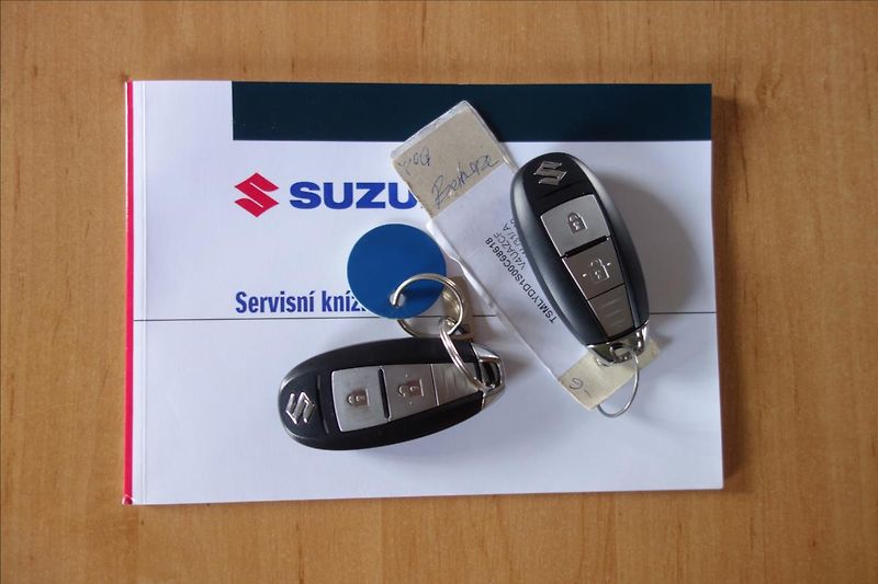 Suzuki Vitara 1,4 BJet,ČR,SERV.KN.,ELEGANCE. - fotka 37 z 40