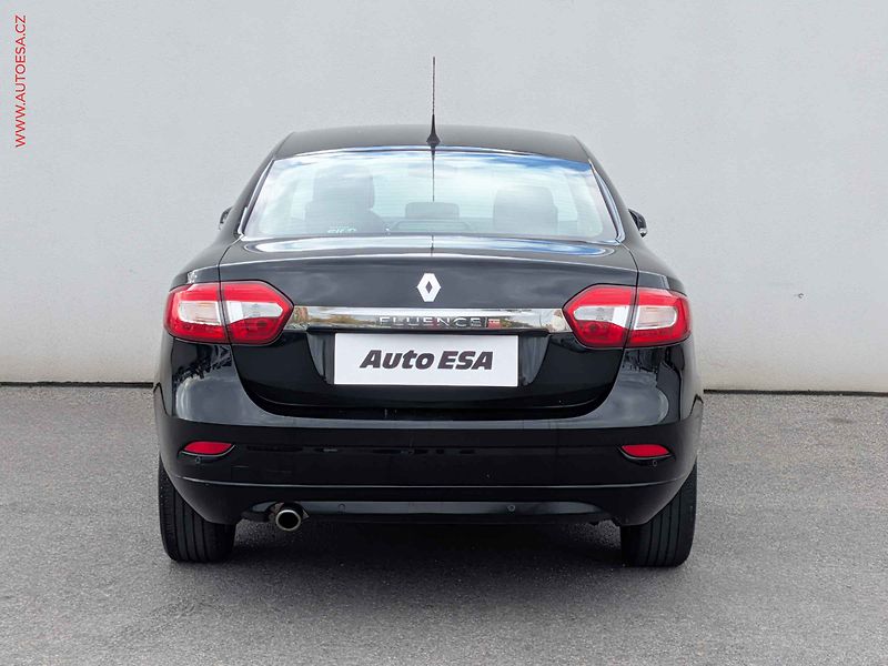 Renault Fluence (2015) 1.6 i, 1.maj,ČR, autoAC, temp - fotka 5 z 14