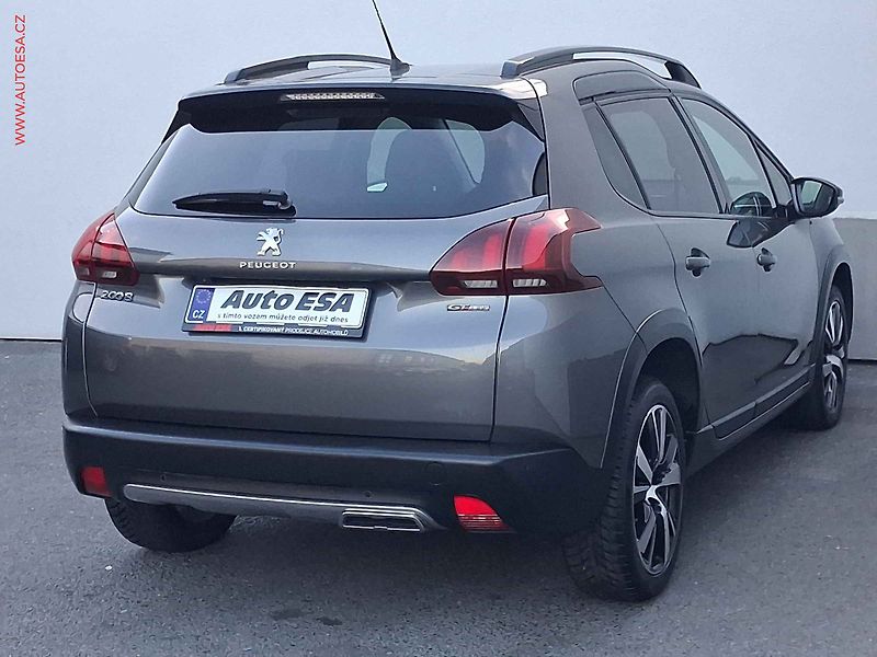 Peugeot 2008 (2019) 1.2 e-THP, GT Line, AT - fotka 4 z 20
