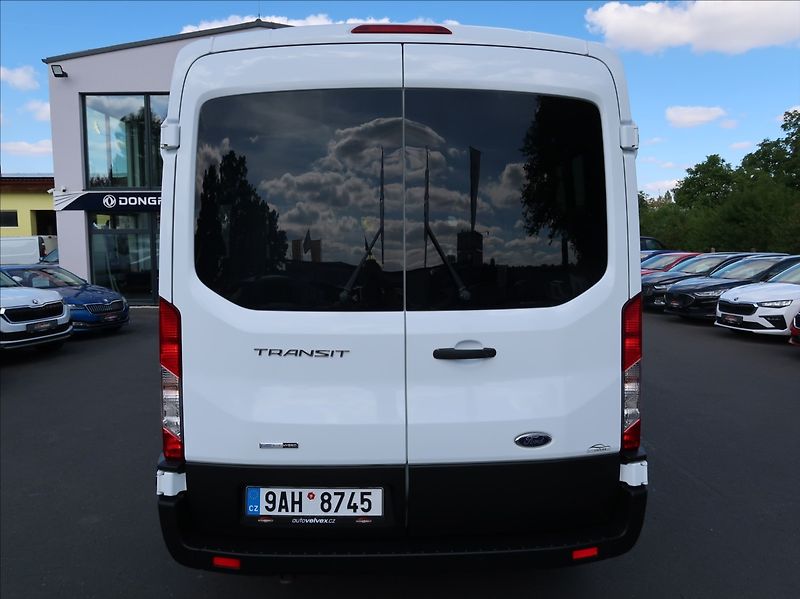 Ford Transit 2,0 TDCi,96kW,1majČR,9míst,DPH - fotka 8 z 25