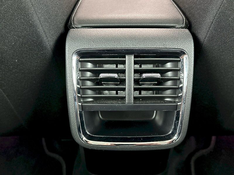 Škoda Octavia (2023) DSG 2.0 TSI 140 kW 4x4 Style - fotka 29 z 34