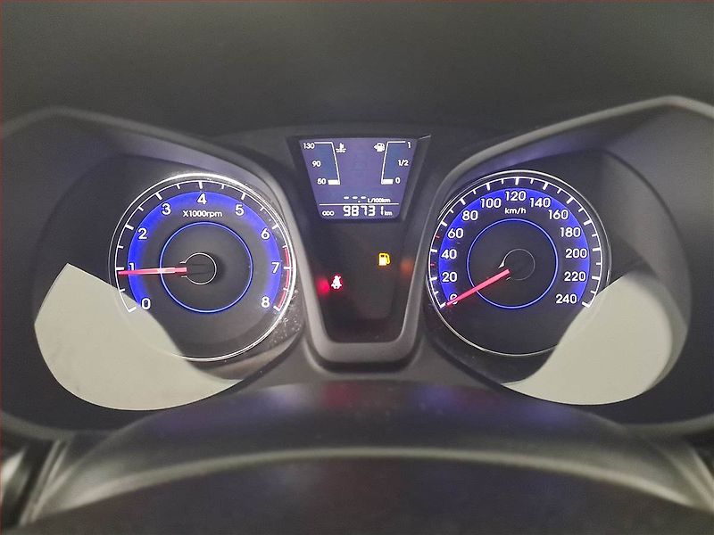 Hyundai ix20 (2016) 1.4 CVVT, Serv.kniha - fotka 11 z 14