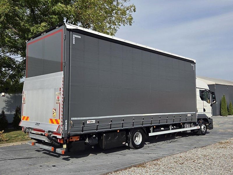 MAN TGL 12.250 Plachta čelo - fotka 3 z 14