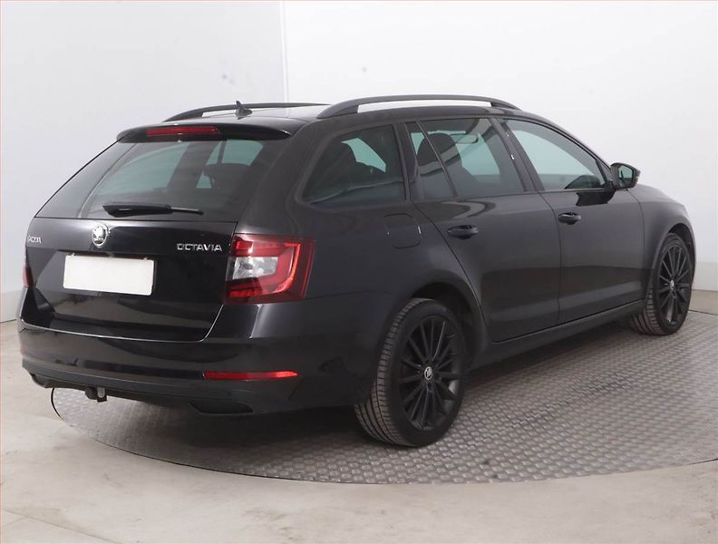Škoda Octavia (2020) 1.5 TSI, Automat, Serv.kniha - fotka 5 z 16