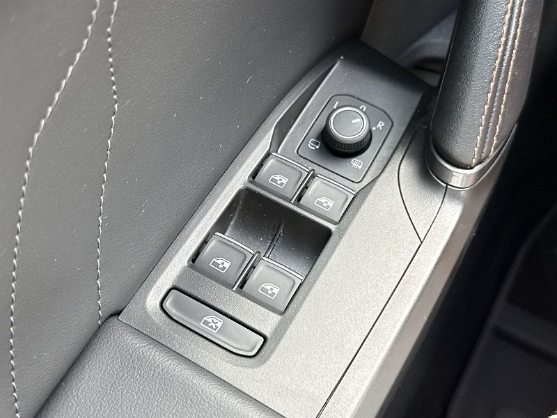 Cupra Formentor (2022) 2.0 TSI DSG VZ 4Drive - fotka 17 z 33
