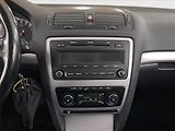Škoda Octavia (2009) 1.4 TSI, Tempomat - náhled 12