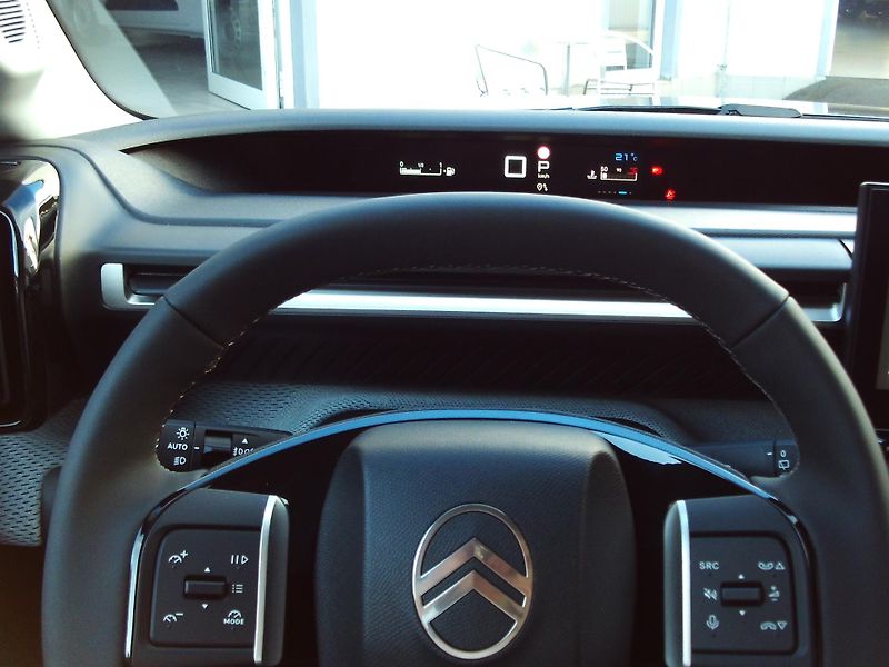 Citroën C3 MAX Hybrid 110k Automatic - fotka 13 z 17