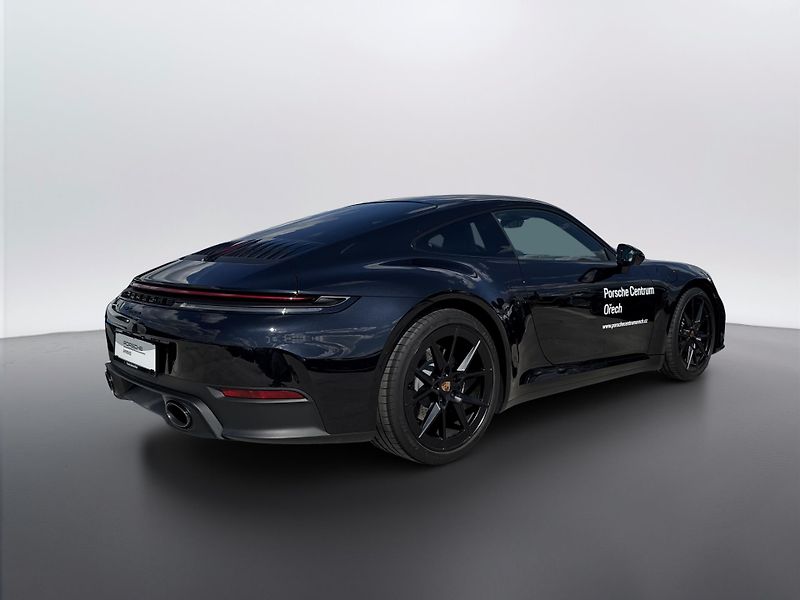 Porsche 911 Carrera - fotka 7 z 28