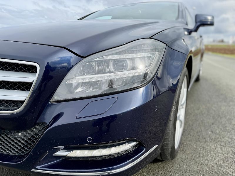 Mercedes-Benz CLS 350 CDI 7G LED NAVI H/K KAMERA - fotka 9 z 45