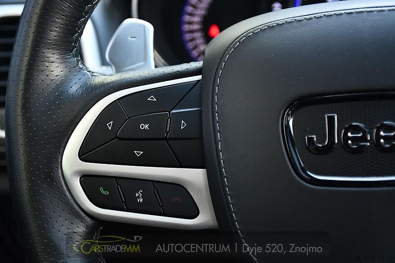Jeep Grand Cherokee 6.2 V8 TRACKHAWK ČR 1M - fotka 28 z 49