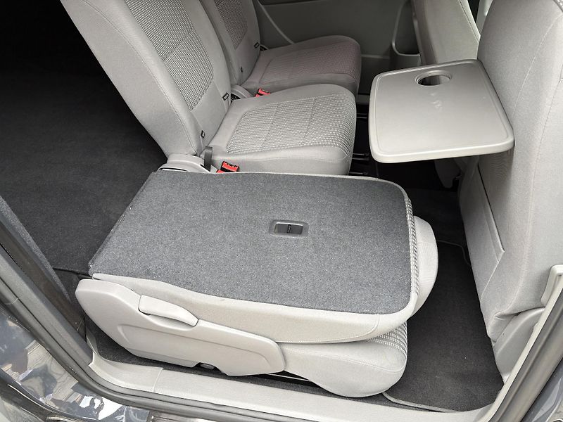 Volkswagen Sharan (2018) 2.0 TDi  110 kW Comfortline - fotka 17 z 22
