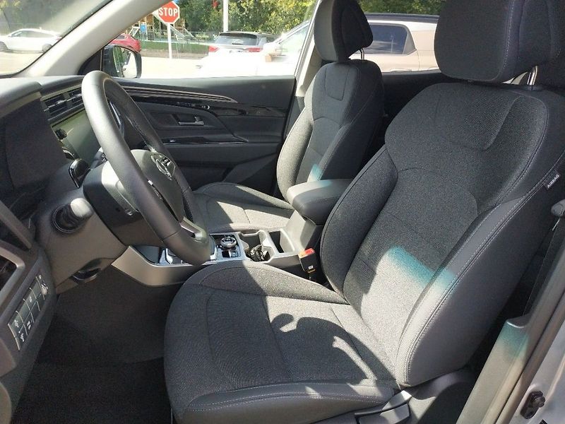 KGM Korando 1.5T, SMART,4WD, MT, SKLADEM - fotka 12 z 35