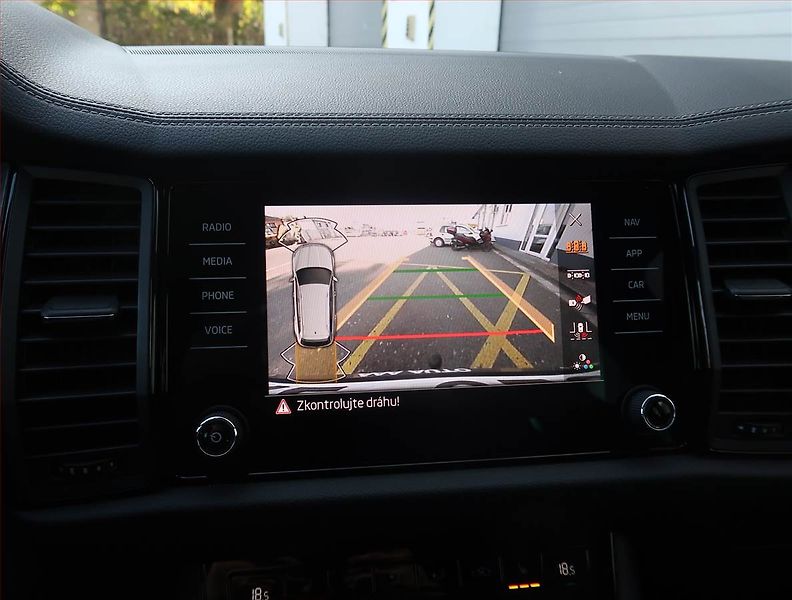 Škoda Kodiaq (2022) Sportline 2.0 TDI - fotka 27 z 30