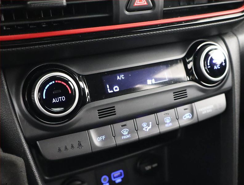 Hyundai Kona (2018) 1.0 T-GDI, Serv.kniha, Kůže - fotka 19 z 22
