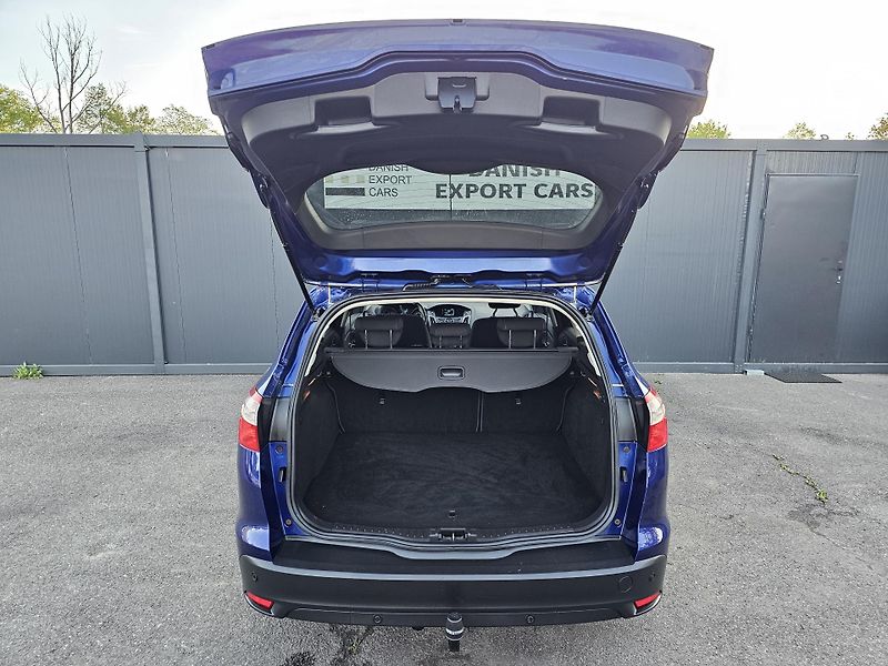 Ford Focus 1.0 92kW,VÝHŘEV,2xKOLA,SERVIS - fotka 44 z 64