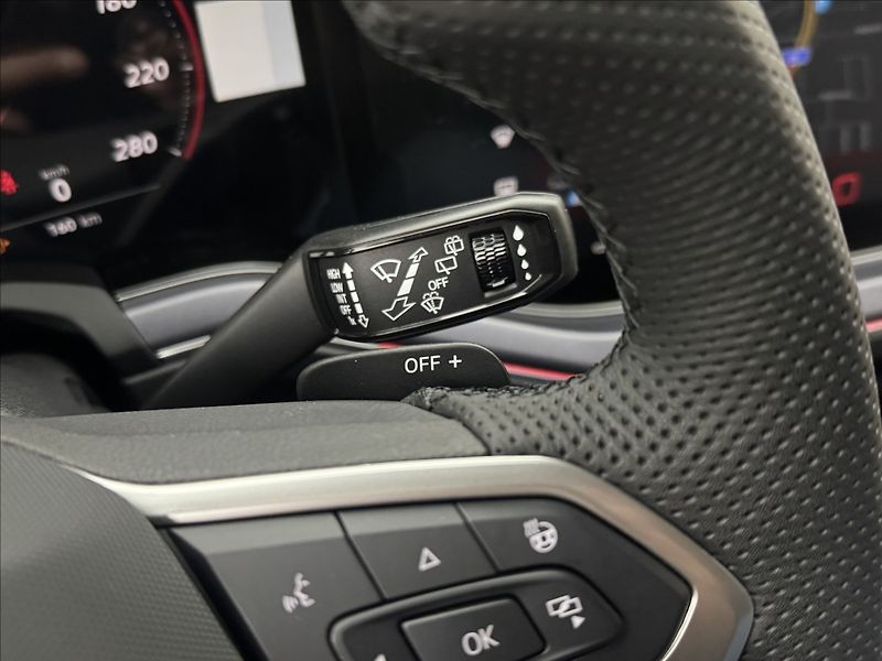 Volkswagen Touareg 3,0 HUD MASÁŽ NZTOP ČR ZÁRUKA - fotka 11 z 54