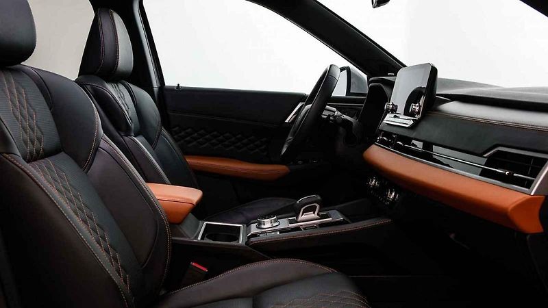 Mitsubihshi Outlander nové generace vstupuje na český trh.