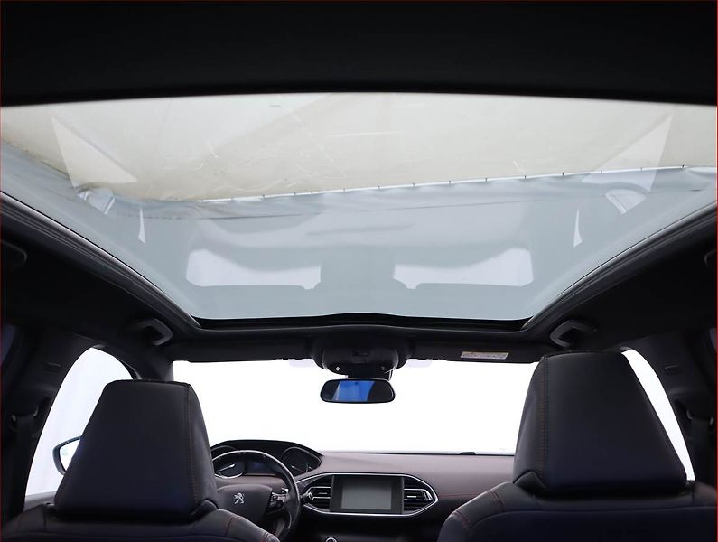 Peugeot 308 (2015) 2.0 BlueHDi GT, Automat, Kůže - fotka 17 z 23