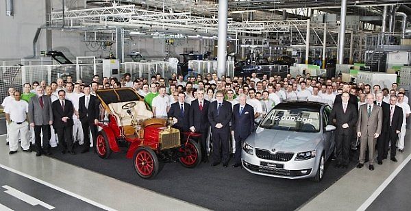 Automobilka Škoda Auto vyrobila vůz s pořadovým číslem 15 milionů. Jubilejním autem je stříbrná Škoda Octavia třetí generace, která sjela z pásu v hlavním výrobním závodě v Mladé Boleslavi.