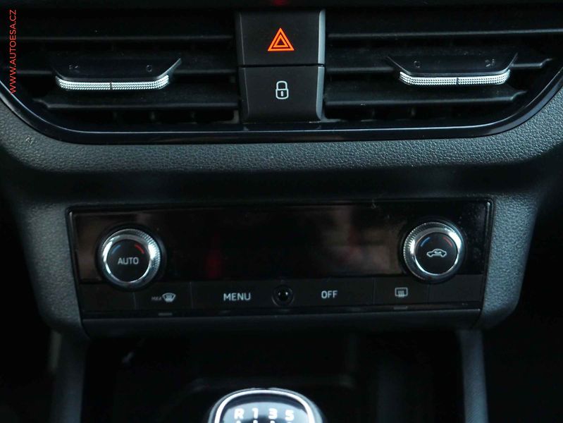 Škoda Kamiq (2020) 1.0 TSi, Ambition, LED - fotka 13 z 16