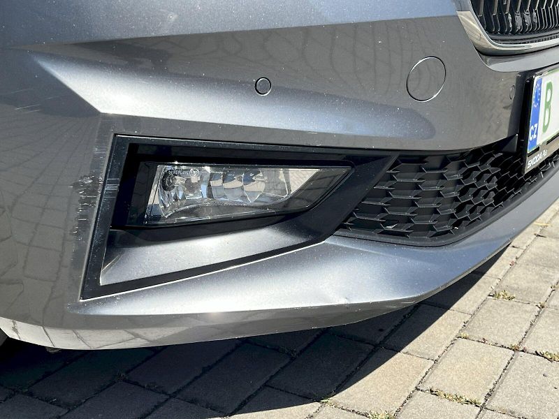 Škoda Fabia (2022) AMBITION 1.0TSi 81kW DSG A7F - fotka 26 z 27