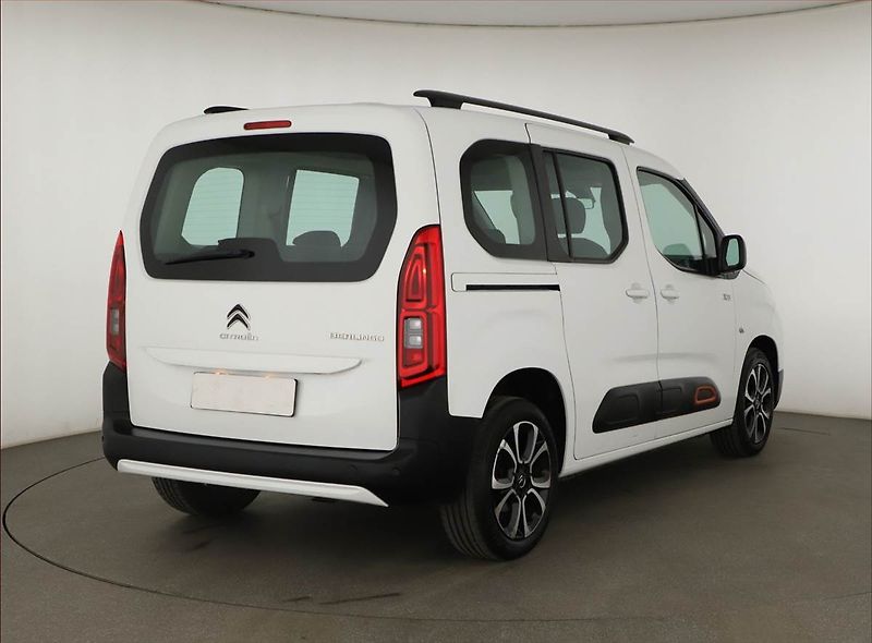 Citroën Berlingo (2019) Feel 1.5 BlueHDi, 5Míst, ČR - fotka 5 z 14