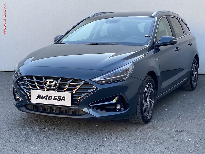 Hyundai i30 (2023) 1.5 T-GDi, ČR, Smart, LED - fotka 3 z 19