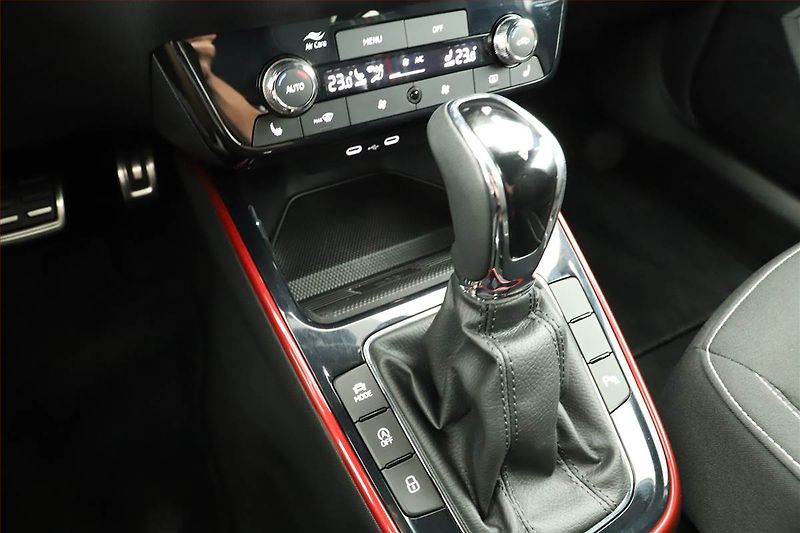 Škoda Fabia (2025) 1.0 TSI, MONTE CARLO, AUTOMAT - fotka 11 z 15