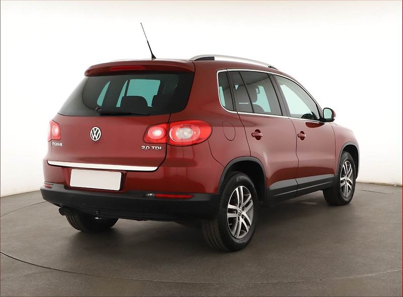 Volkswagen Tiguan (2009) 2.0 TDI, 4X4, Automat, Navi - fotka 5 z 14