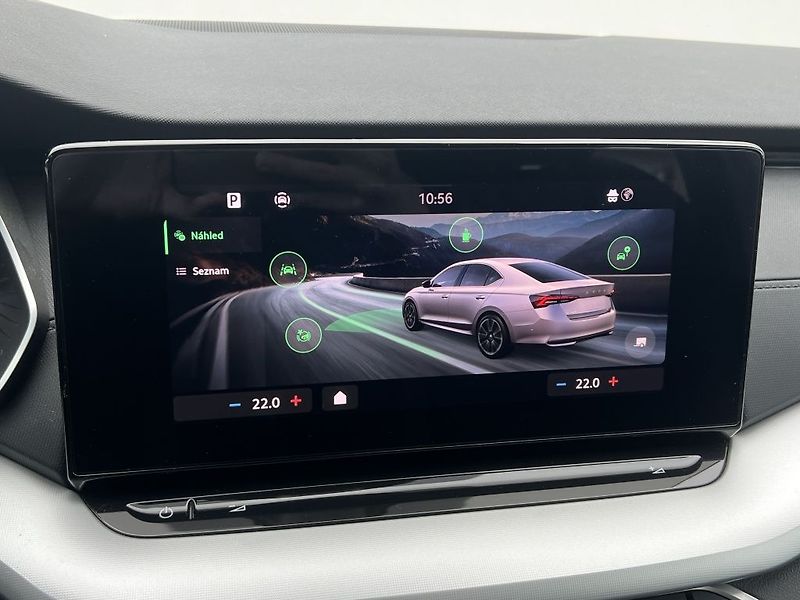 Škoda Octavia Selection 1.5 TSI 110 kW - fotka 26 z 35