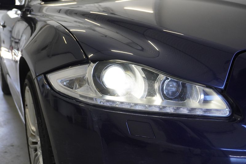 Jaguar XJ 5.0 V8 PREMIUM LUXURY - fotka 22 z 53