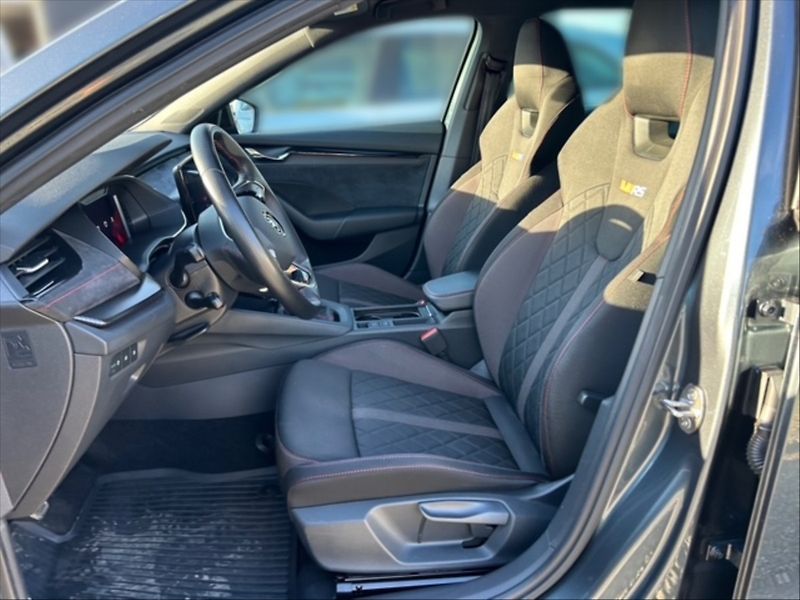 Škoda Octavia 2,0 TSI RS - fotka 7 z 11