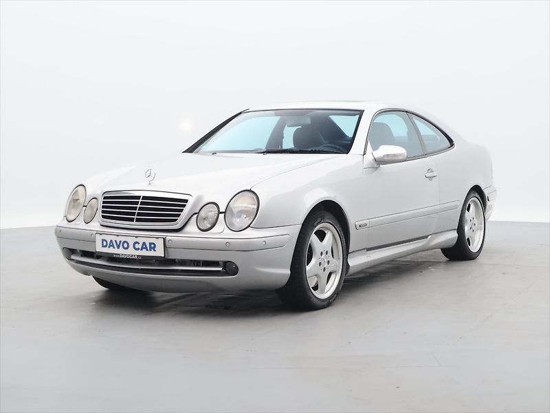 Mercedes-Benz CLK 5.4 i 255kW 55 AMG Aut. - fotka 3 z 38