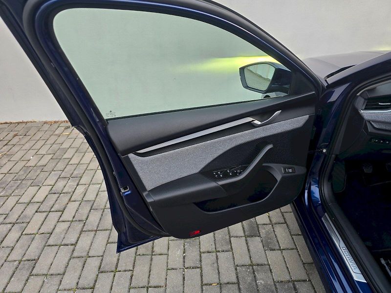 Škoda Octavia (2024) 1,5TSI 110KW Top Selection - fotka 25 z 36