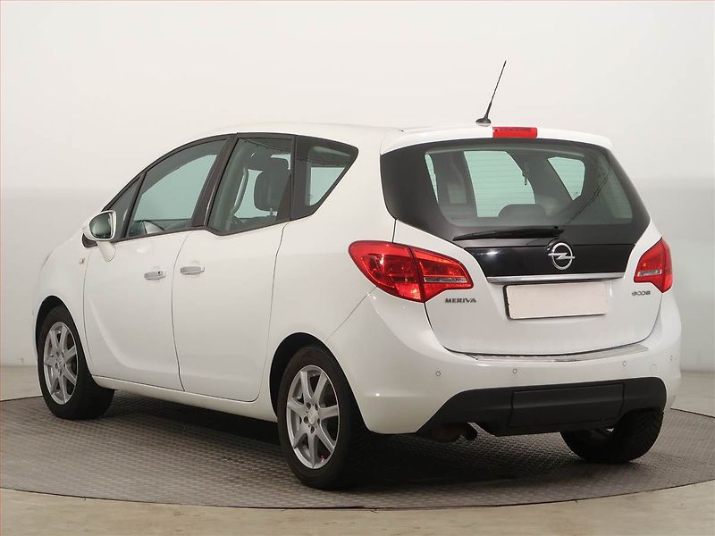 Opel Meriva (2012) 1.4 Turbo, Tempomat - fotka 4 z 15
