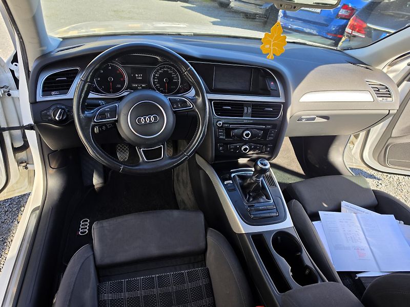 Audi A4 2.0 TDI Sedan Led Xenon  - fotka 11 z 22