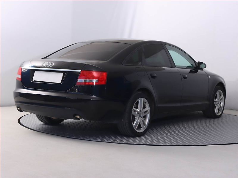 Audi A6 (2007) 2.7 TDI , Automat, Tempomat - fotka 5 z 17