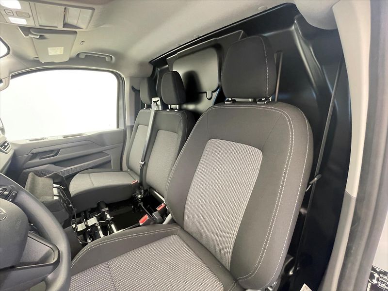 Volkswagen Transporter (2025) Nový T7 skříň TDI KR 6G - fotka 13 z 29