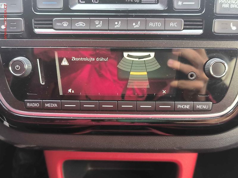 Škoda Citigo (2019) 1.0 MPi, Monte Carlo, park - fotka 12 z 18