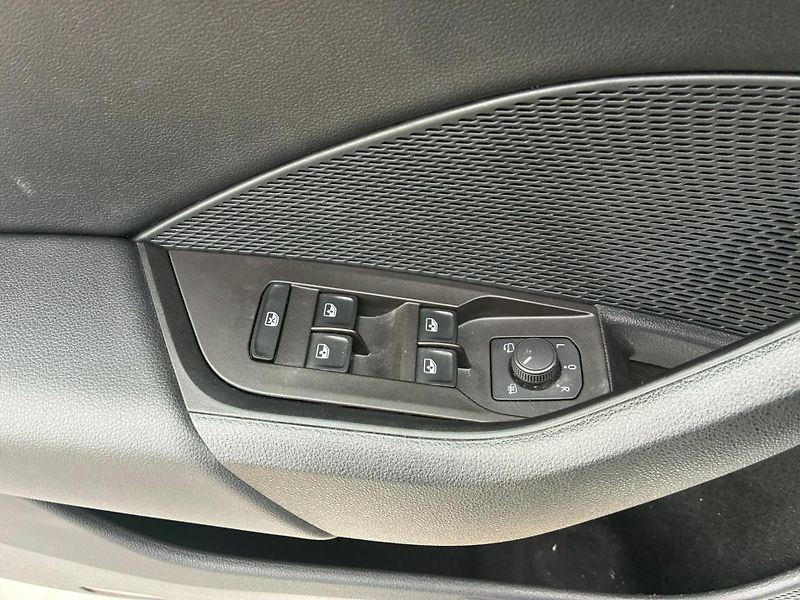 Škoda Octavia (2023) 2.0TDi, 85KW, ACC, KEYLESS,DPH - fotka 23 z 24