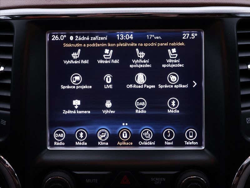 Jeep Grand Cherokee 3,0 CRDI 184kW Summit 4x4 CZ - fotka 29 z 43