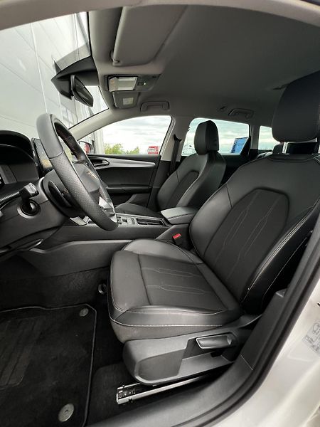 Cupra Leon ST 2.0TDI 110kW DSG 1.Maj DPH - fotka 6 z 25