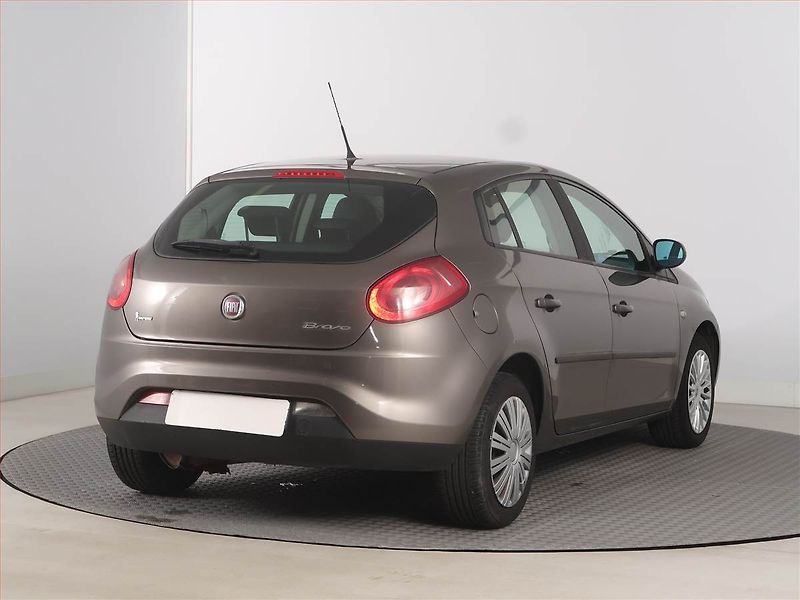 Fiat Bravo (2010) 1.4 T-Jet - fotka 5 z 14