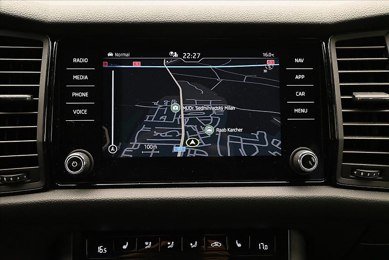 Škoda Kodiaq 1,5 TSI 110 kW SPORT LINE Záru - fotka 20 z 32